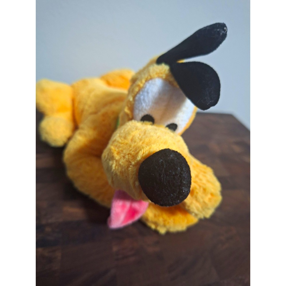 Vintage Disney Pluto Plush Lying Down Laying Green Collar Embroidered Paw Pads